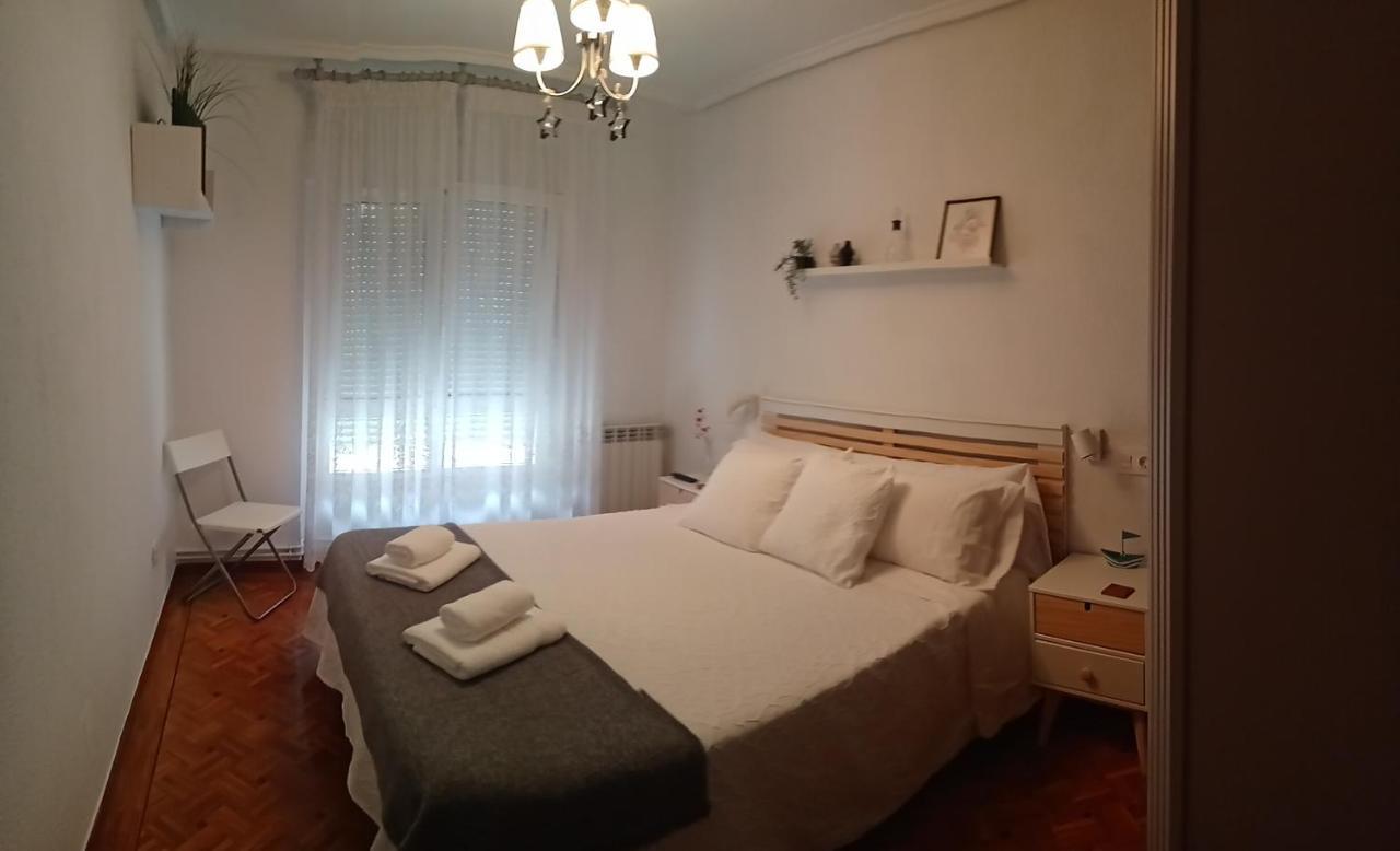R Y M 1950 Apartamento Avilés Exterior foto