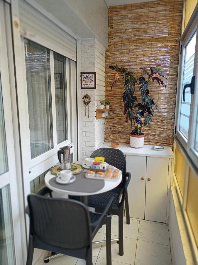 R Y M 1950 Apartamento Avilés Exterior foto